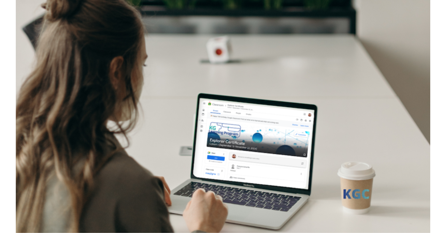 The online Knowledge Graph Certificate Program